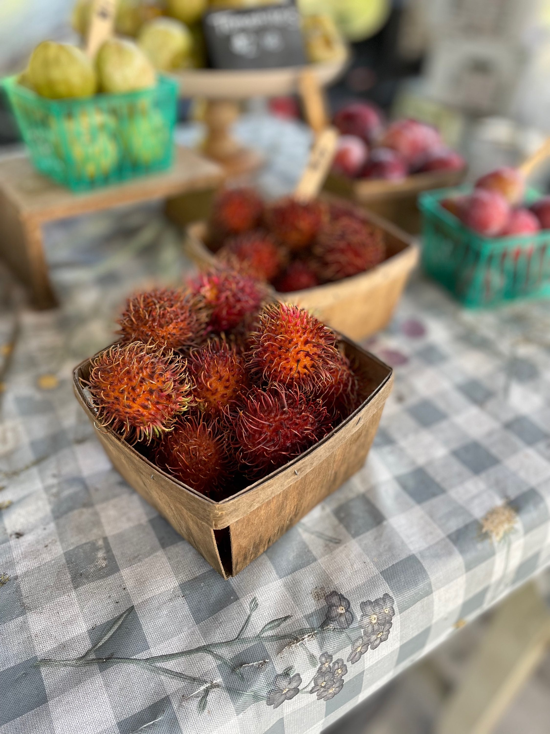 Rambutans - pint image 0