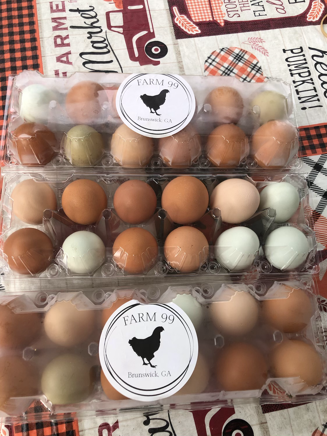 Organic Unwashed Chicken Eggs  image 1