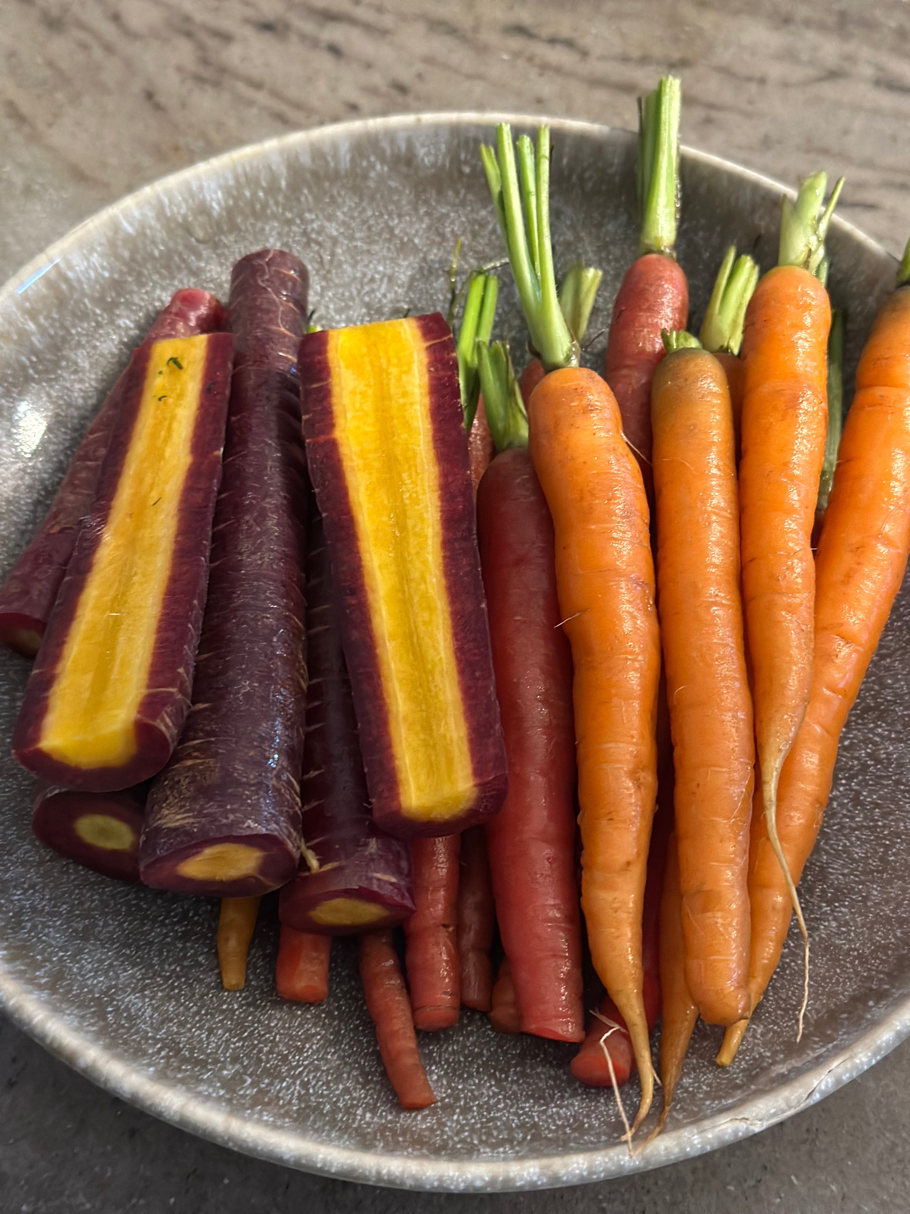 Rainbow Carrots per pound