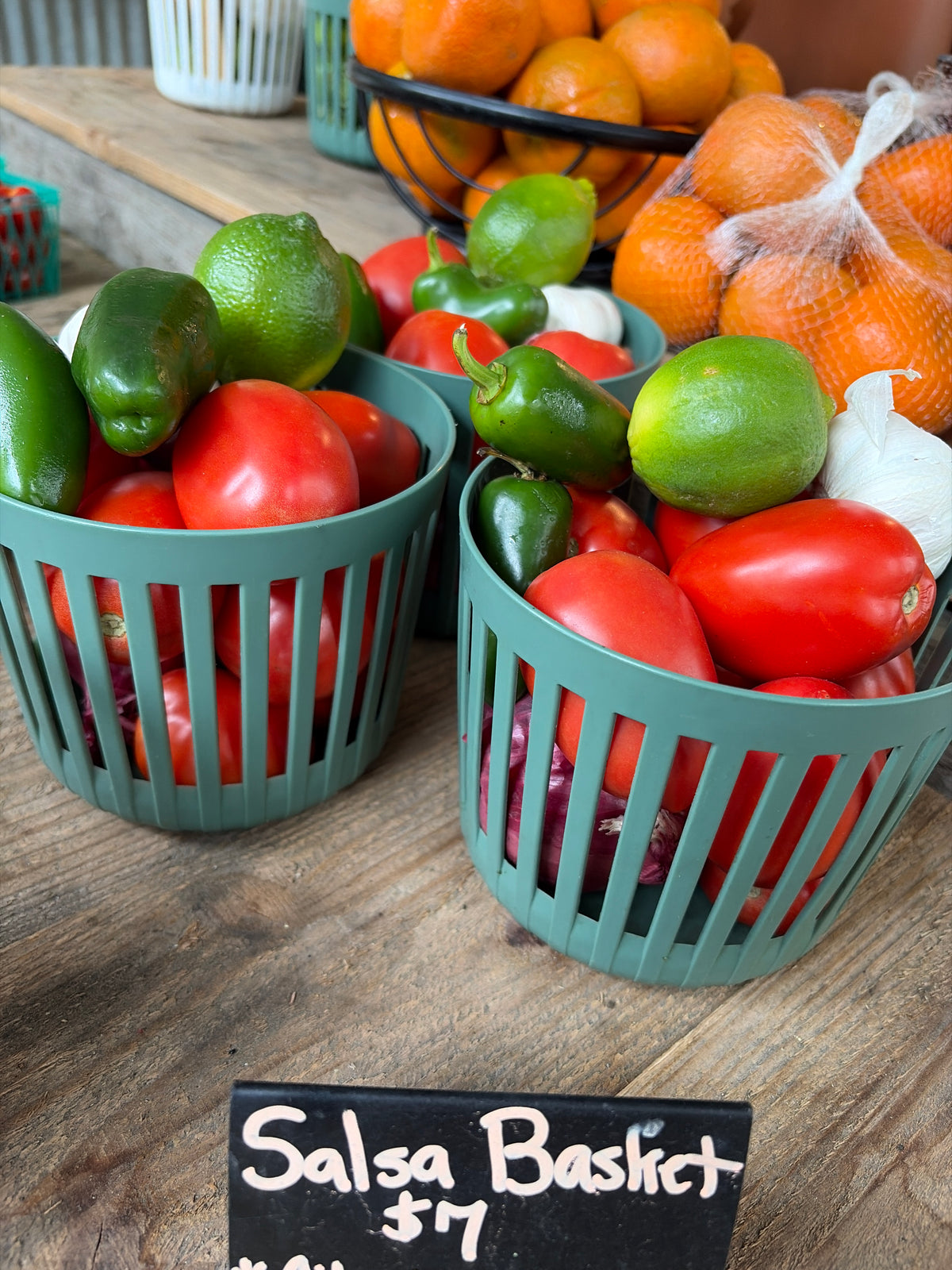 Salsa basket